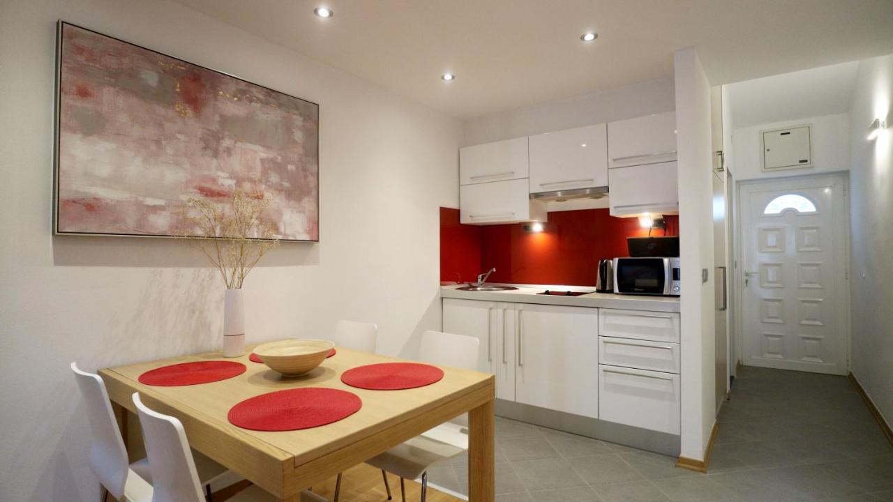 Apartment Ena - Lavica Podstrana Extérieur photo