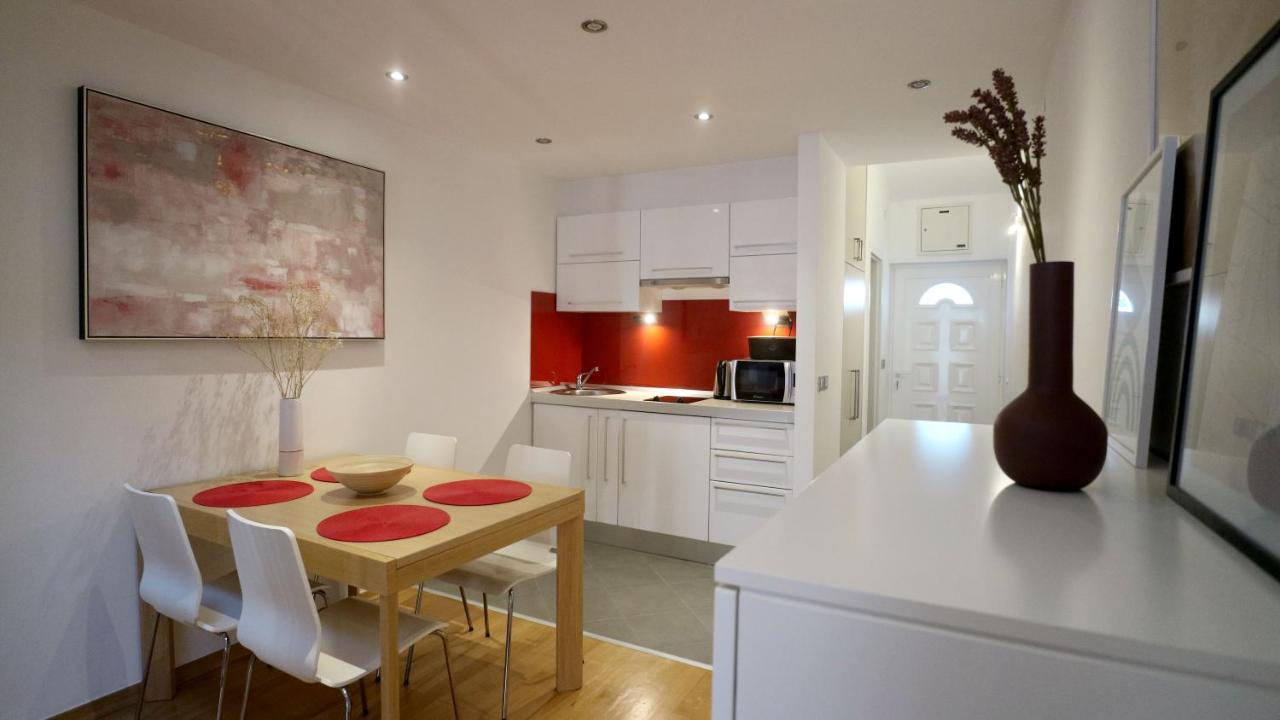 Apartment Ena - Lavica Podstrana Extérieur photo